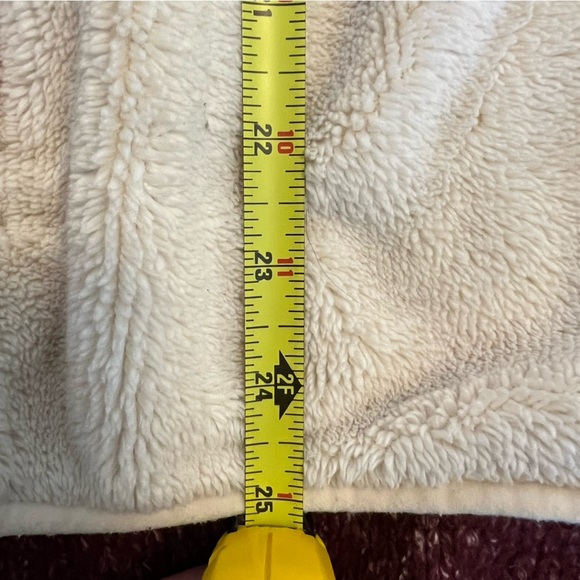 L.L. Bean Medium Ivory/White Fleece Jacket Size Medium - Picture 7 of 10